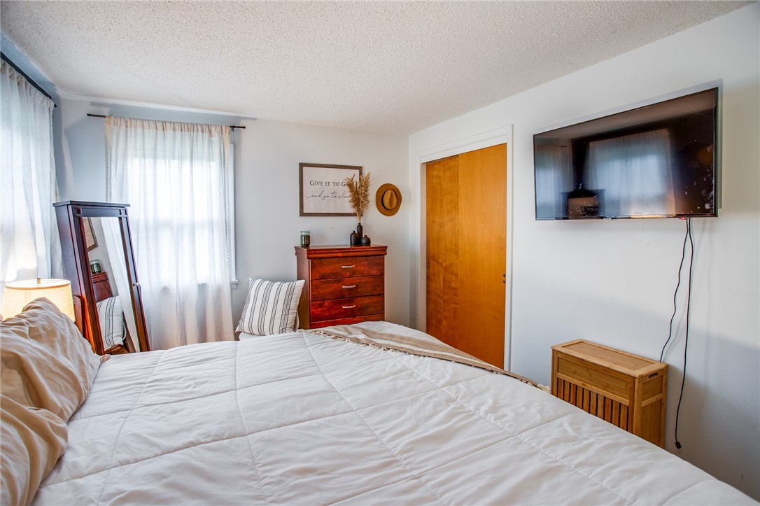 41 Crest Hill Drive, Gates, New York image 18