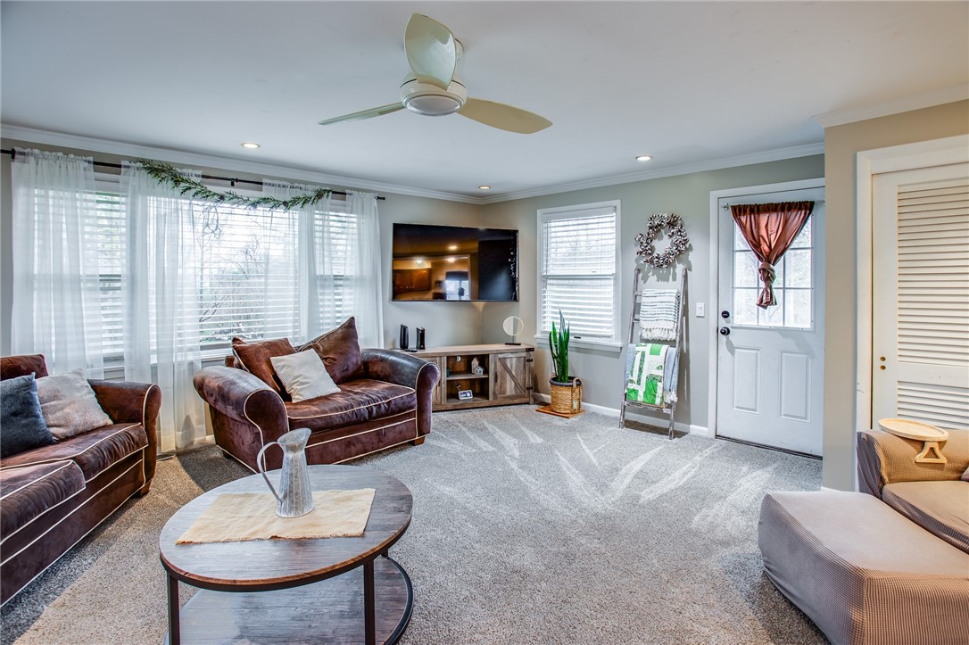 41 Crest Hill Drive, Gates, New York image 12