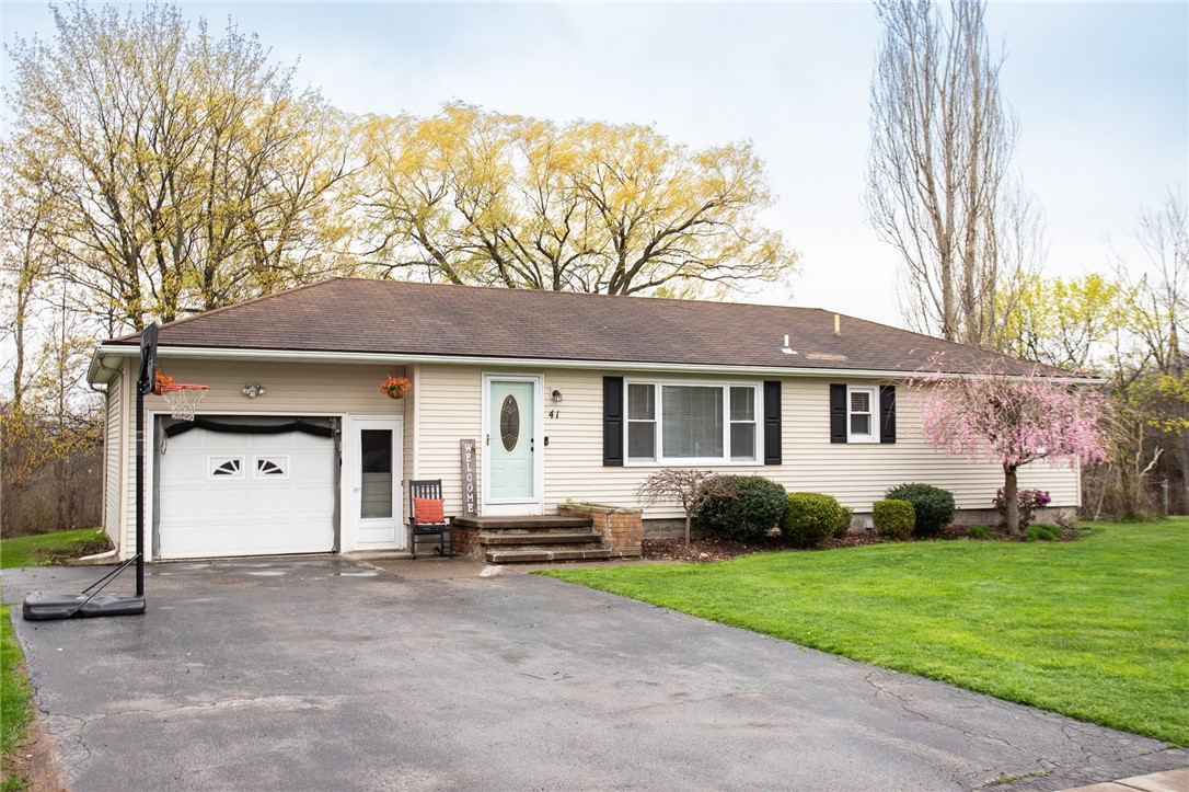 41 Crest Hill Drive, Gates, New York image 2