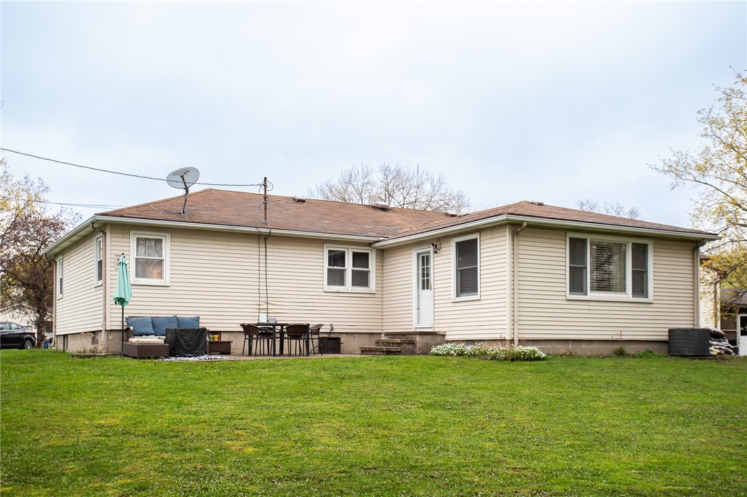 41 Crest Hill Drive, Gates, New York image 30
