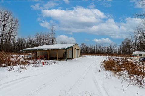 Photo of 7740 E Port Bay Road, Wolcott, NY 14590 (MLS # R1653820)