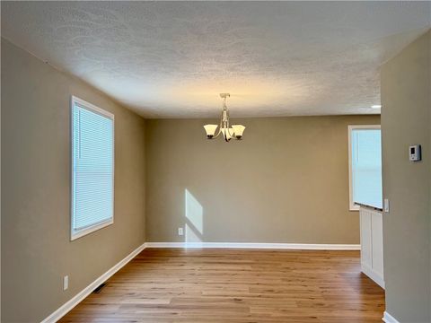 Tiny photo for 636 Embury Road, Penfield, NY 14625 (MLS # R1659489)