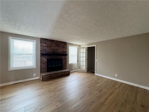 Tiny photo for 636 Embury Road, Penfield, NY 14625 (MLS # R1659489)