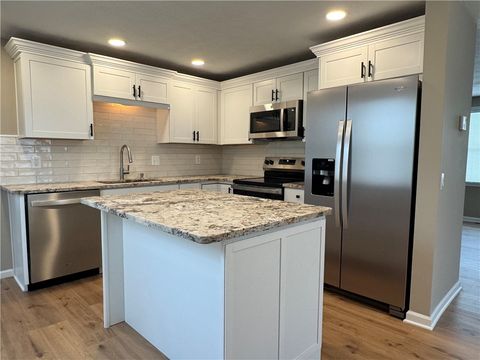 Tiny photo for 636 Embury Road, Penfield, NY 14625 (MLS # R1659489)