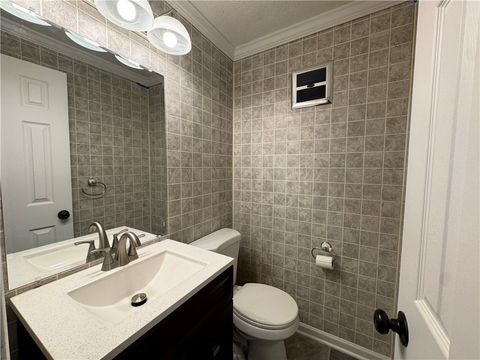 Tiny photo for 636 Embury Road, Penfield, NY 14625 (MLS # R1659489)