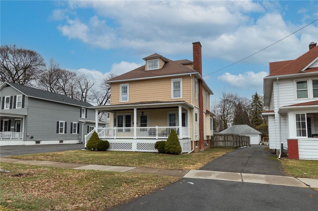 Photo of 25 N Main St St, Geneva City, NY 14456 (MLS # R1665464)