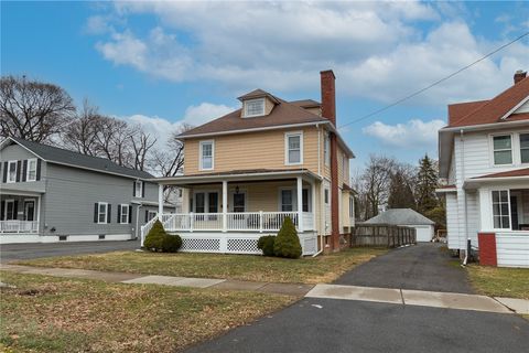 25 N Main St Geneva NY 14556