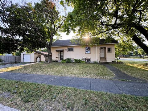 Homes For Sale - 968 Ridgeway Avenue<br/> Rochester, NY 14615