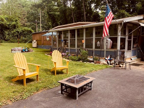 Photo for 52 Vine Valley Park