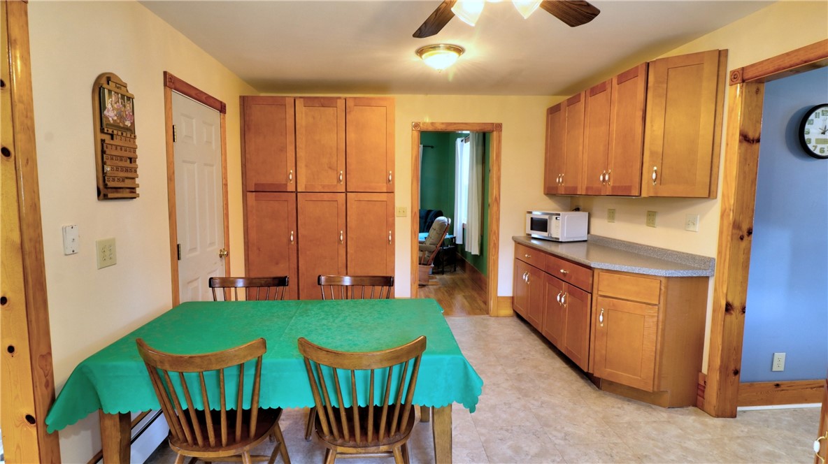 Springport, New York 13160, United States, 5 Bedrooms Bedrooms, ,2 BathroomsBathrooms,Residential,Pending,102601