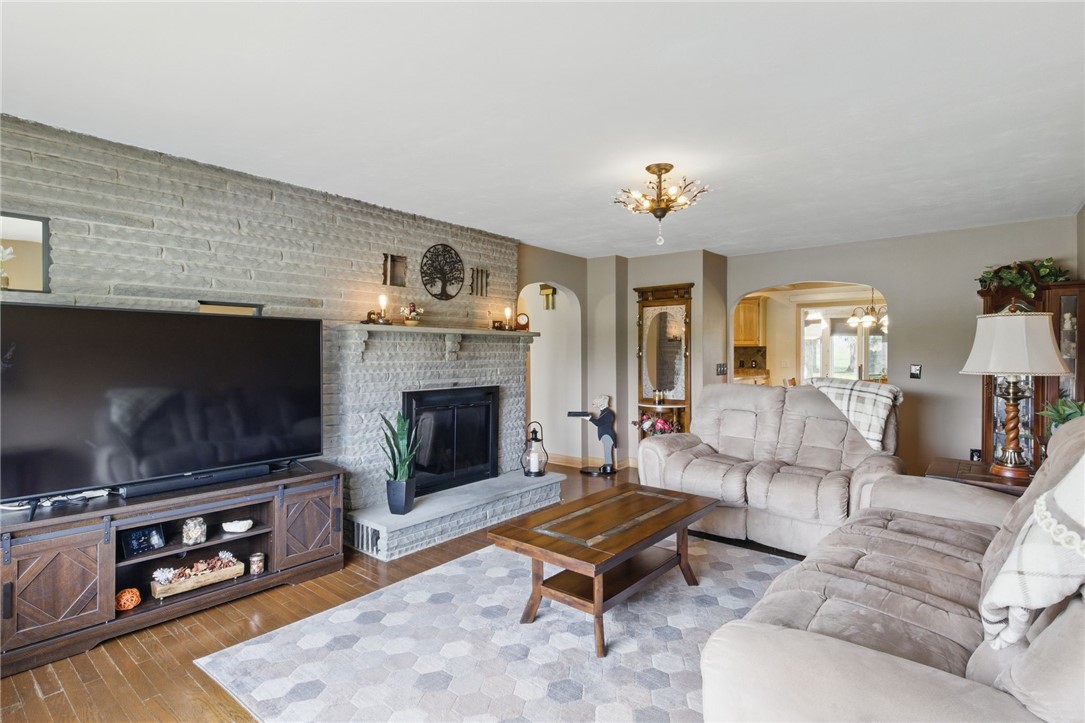 8810 Route 237, Stafford, New York image 17