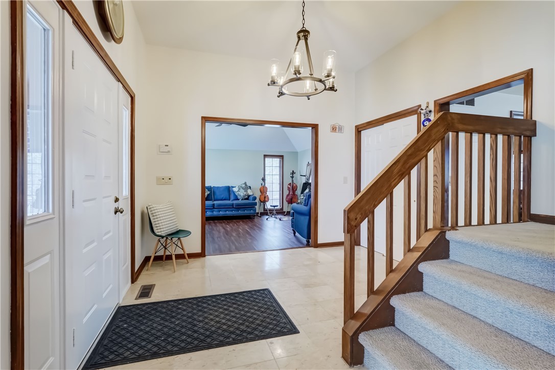 27 Sutton Point, Pittsford, New York image 5