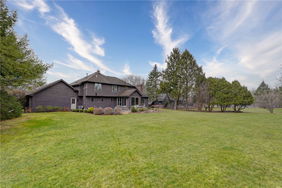 27 Sutton Point, Pittsford, New York image 40