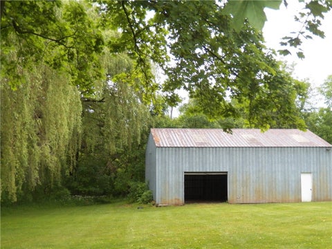Tiny photo for 6720 Rice Road RD, East Bloomfield, NY 14564 (MLS # R1690388)