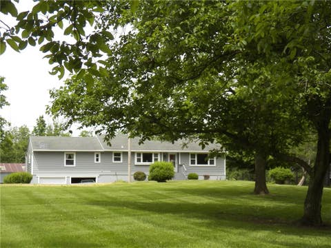 Homes For Sale - 6720 Rice Road Rd<br/> East Bloomfield, NY 14564