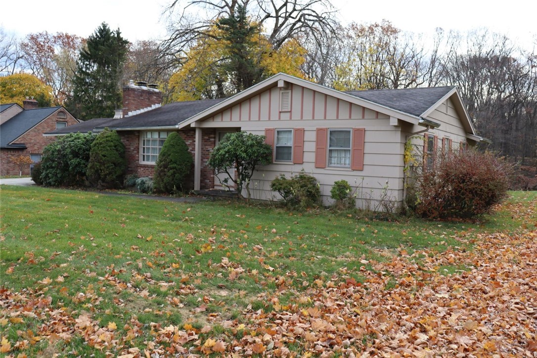 165 Imperial Circle, Irondequoit, New York image 3