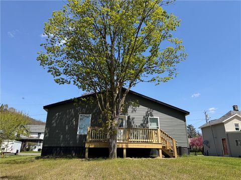 Tiny photo for 9 Whiting Street, Bath, NY 14810 (MLS # R1680442)