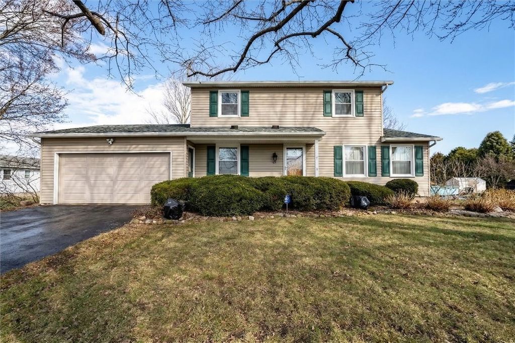Photo of 44 Flynnwood Drive, Greece, NY 14612 (MLS # R1667851)