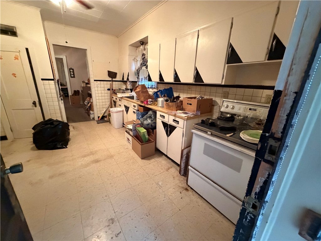 20 W Broadway
