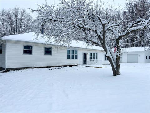 Photo for 9692 Summit Street Road