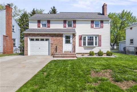 Homes For Sale - 118 Queensboro Road<br/> Monroe County, Irondequoit, NY 14609