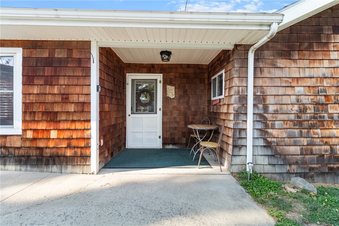4142 Shorewood Drive