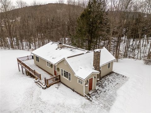 Tiny photo for 175 Chris Long Road, Middletown, NY 12406 (MLS # R1659259)