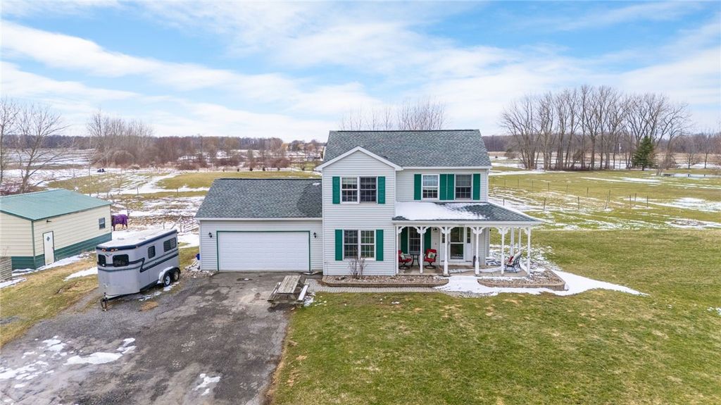 Photo of 441 Hamlin Parma Townline Road, Hamlin, NY 14468 (MLS # R1667891)