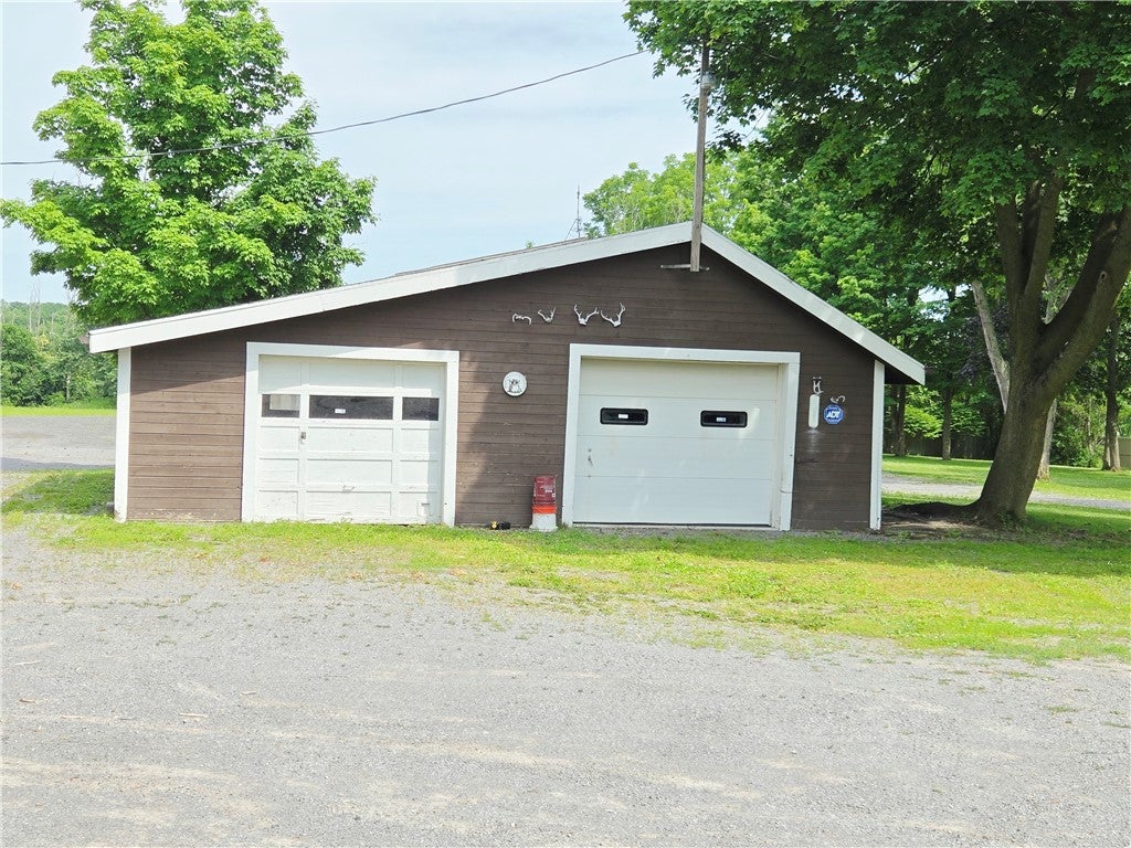 3224 E Henrietta Road