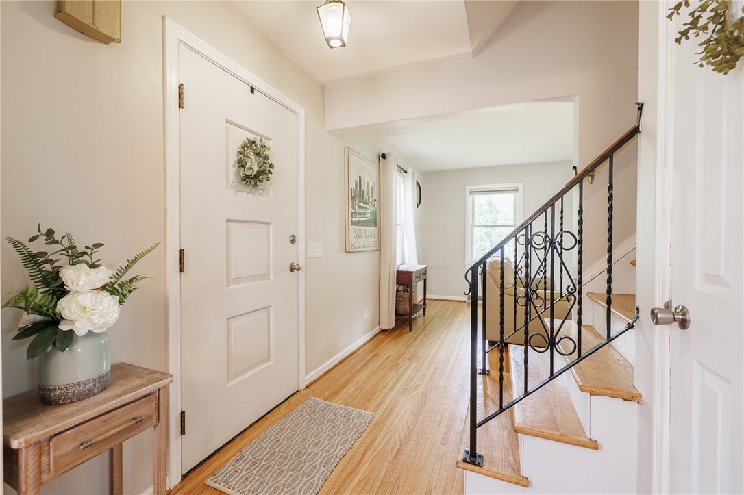 49 Lincolnshire Road, Webster, New York image 6