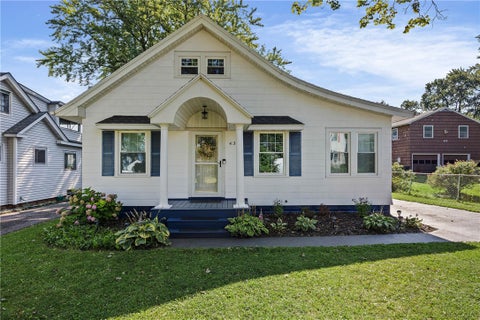 Photo for 434 Crossfield Road