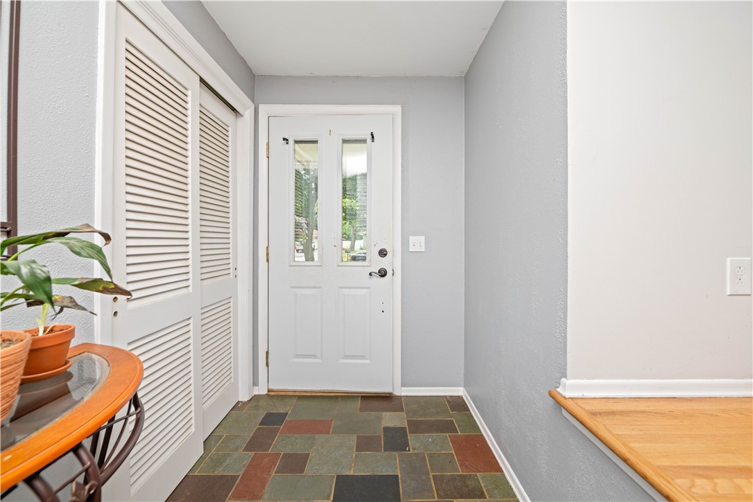 Search Properties 3 99 dorian lane