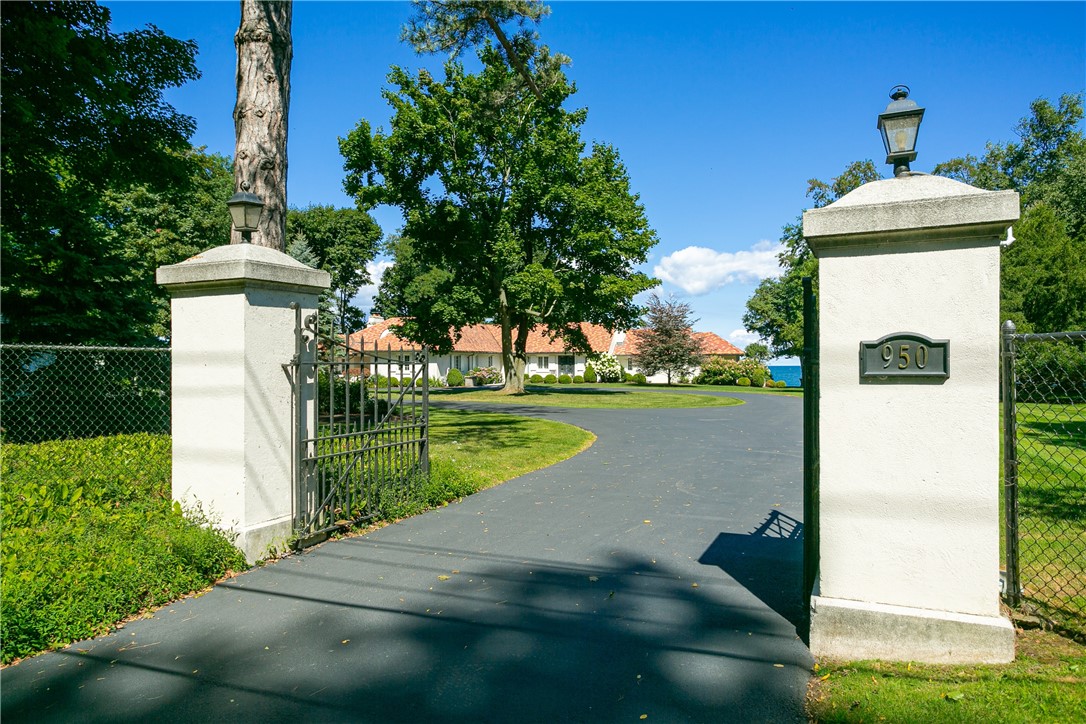 950 Lake Road, Webster, New York image 47