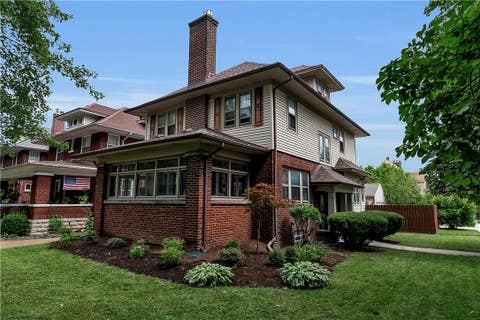 Tiny photo for 127 University Avenue, Buffalo, NY 14214 (MLS # R1703083)