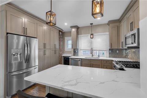 Tiny photo for 127 University Avenue, Buffalo, NY 14214 (MLS # R1703083)