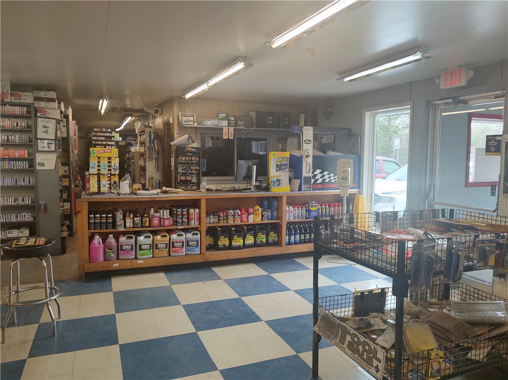 321 Fall Street, Seneca Falls, New York image 12