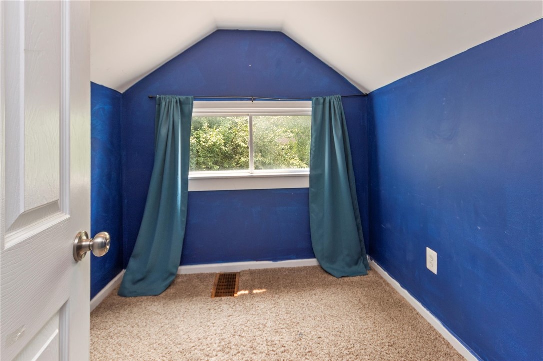 206 Dearcop Drive, Gates, New York image 37