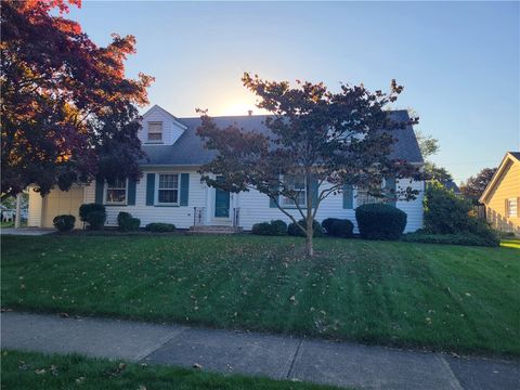 Homes For Sale - 119 Twilight Drive<br/> Irondequoit, NY 14617