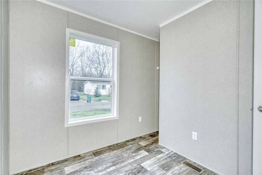 70 Rome Lane, Ontario, New York image 20