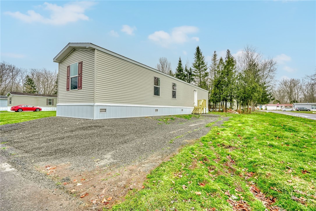 70 Rome Lane, Ontario, New York image 34