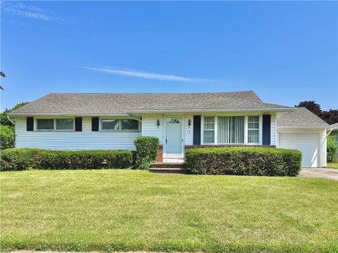 Homes For Sale - 6 Worthington Road<br/> Irondequoit, NY 14622