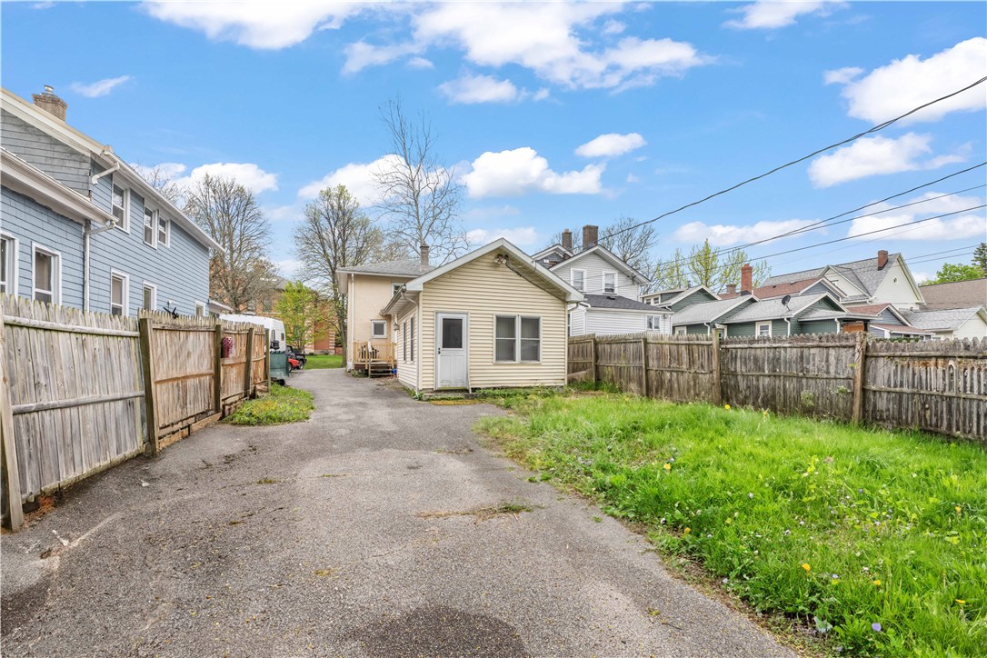74 Hickory Street, Rochester, New York image 23