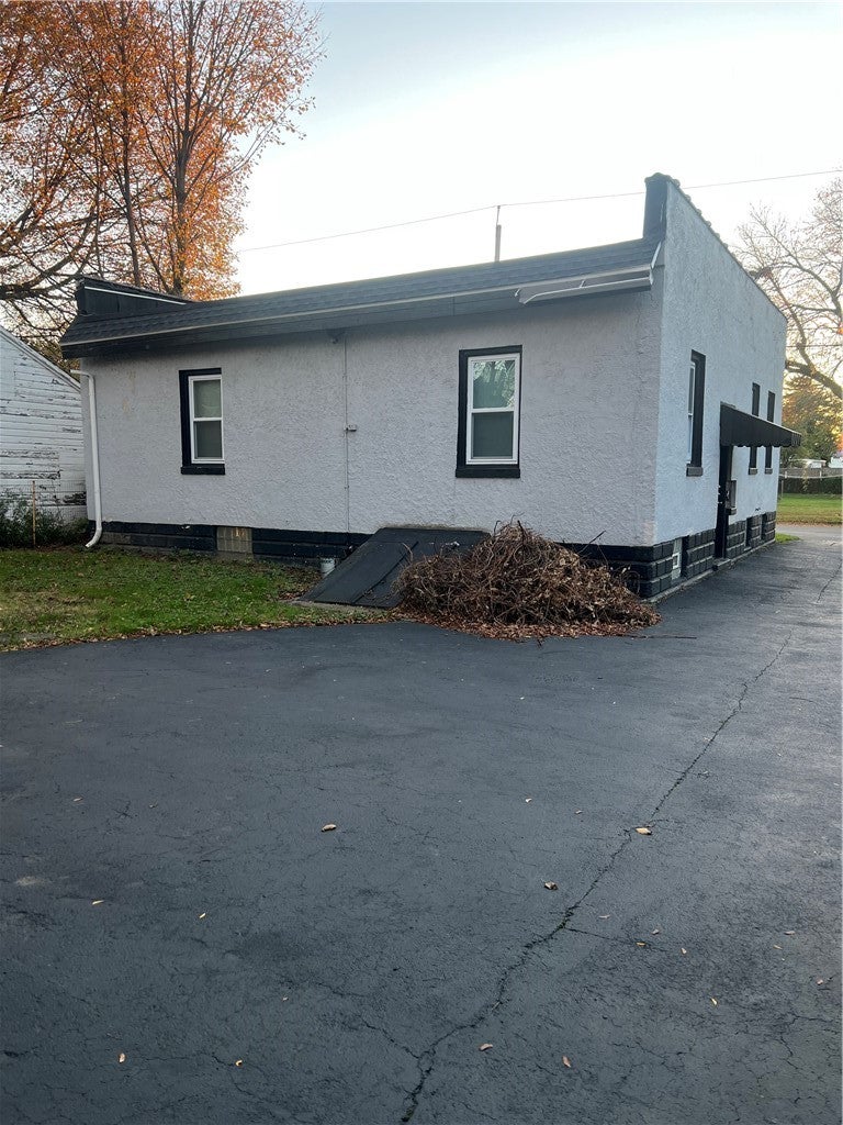 Photo of 4 Florack Street, Rochester, NY 14621 (MLS # R1723450)