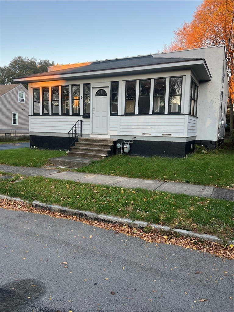Photo of 4 Florack Street, Rochester, NY 14621 (MLS # R1723450)