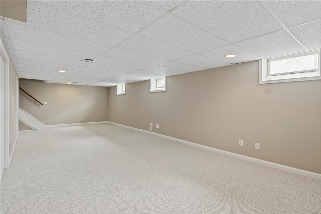 38 Flower Dale Circle, Greece, New York image 25