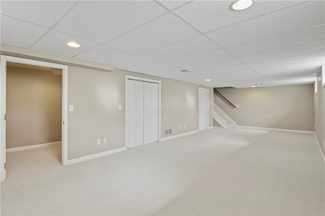 38 Flower Dale Circle, Greece, New York image 24