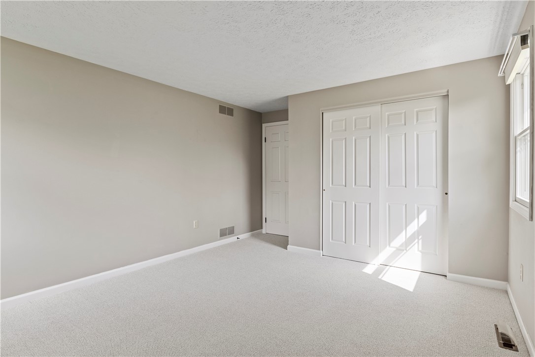 38 Flower Dale Circle, Greece, New York image 16