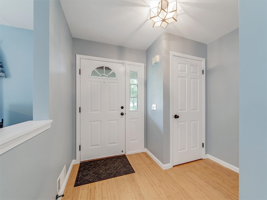 6 Freedom Pond Lane