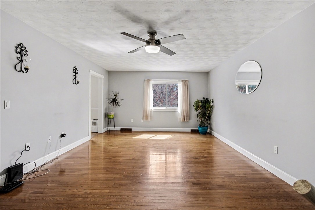 Homes For Sale 3 1333 whitney road