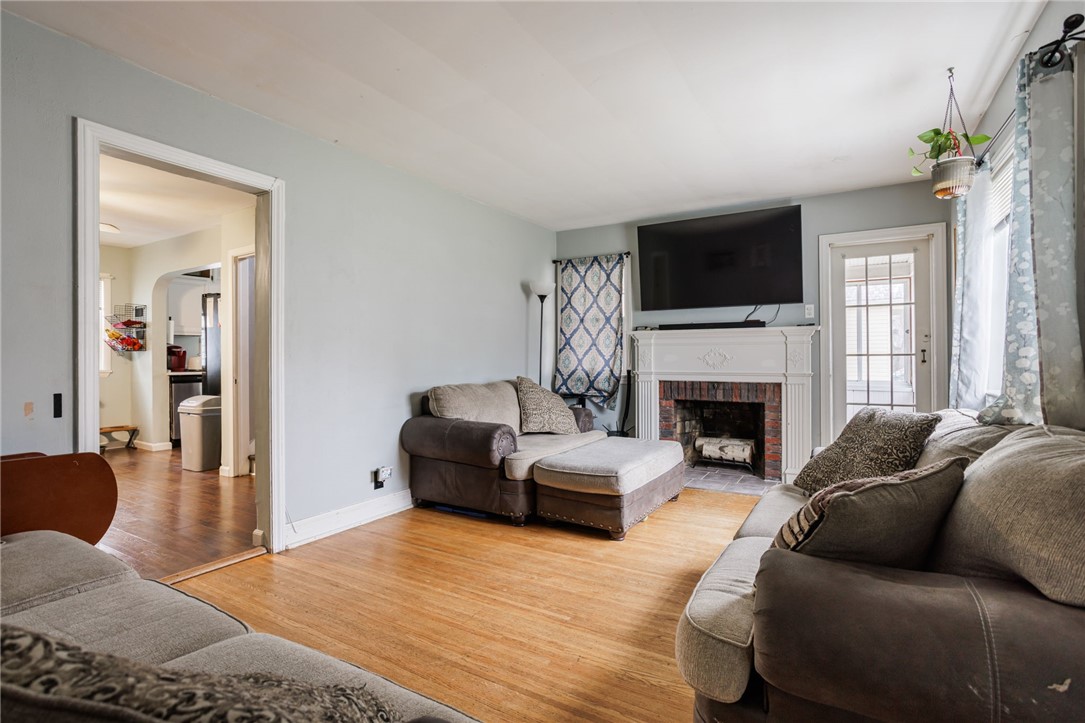 723 Eaton Road, Irondequoit, New York image 3